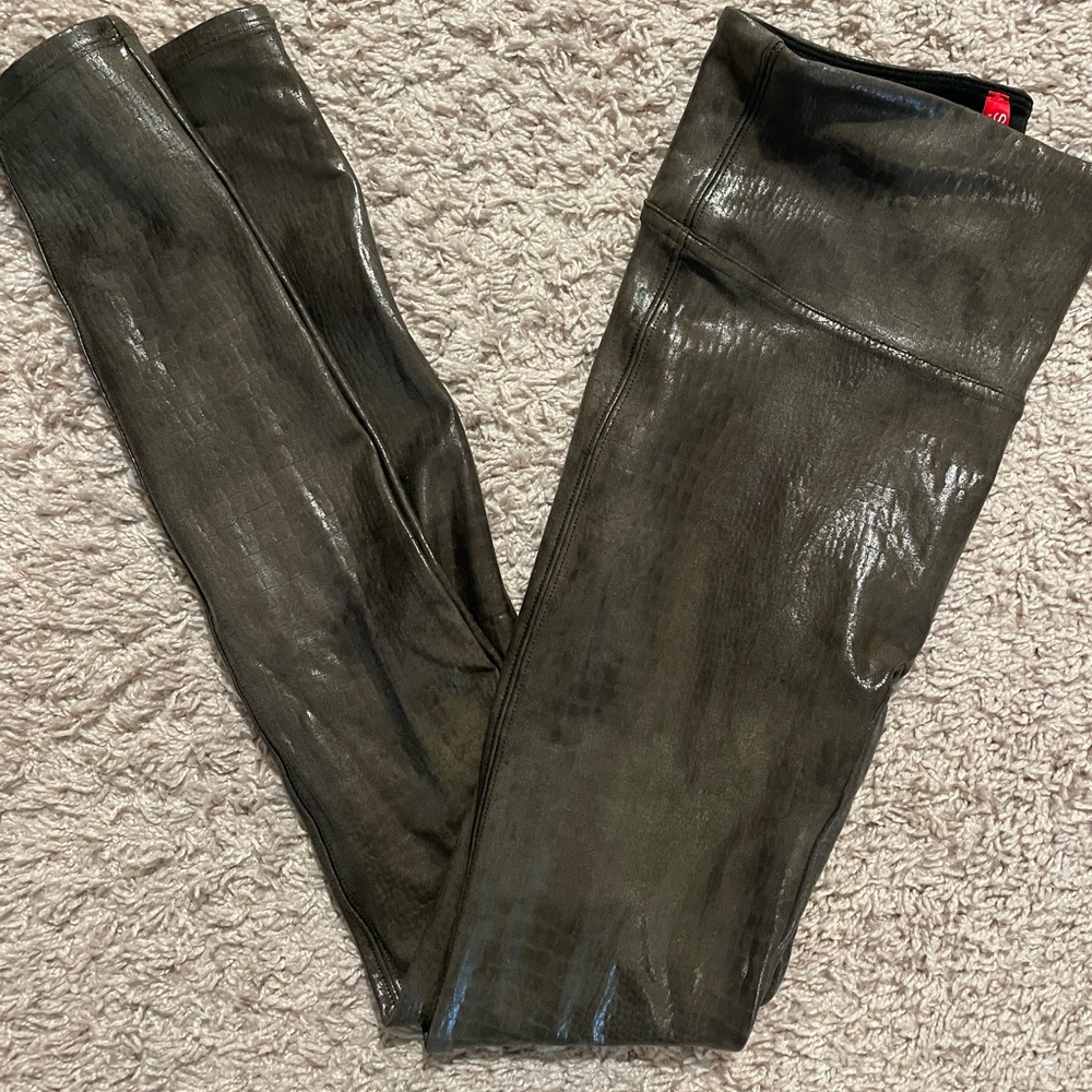 Spanx Green snakeskin leggings